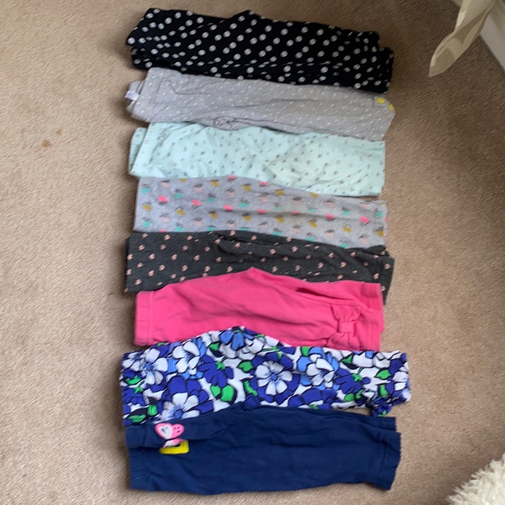 Lot of 8 pairs of kids pants